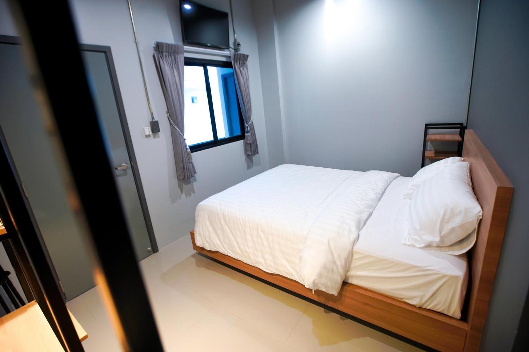 Bed Garden 26 Hostel Bangkok Exterior photo